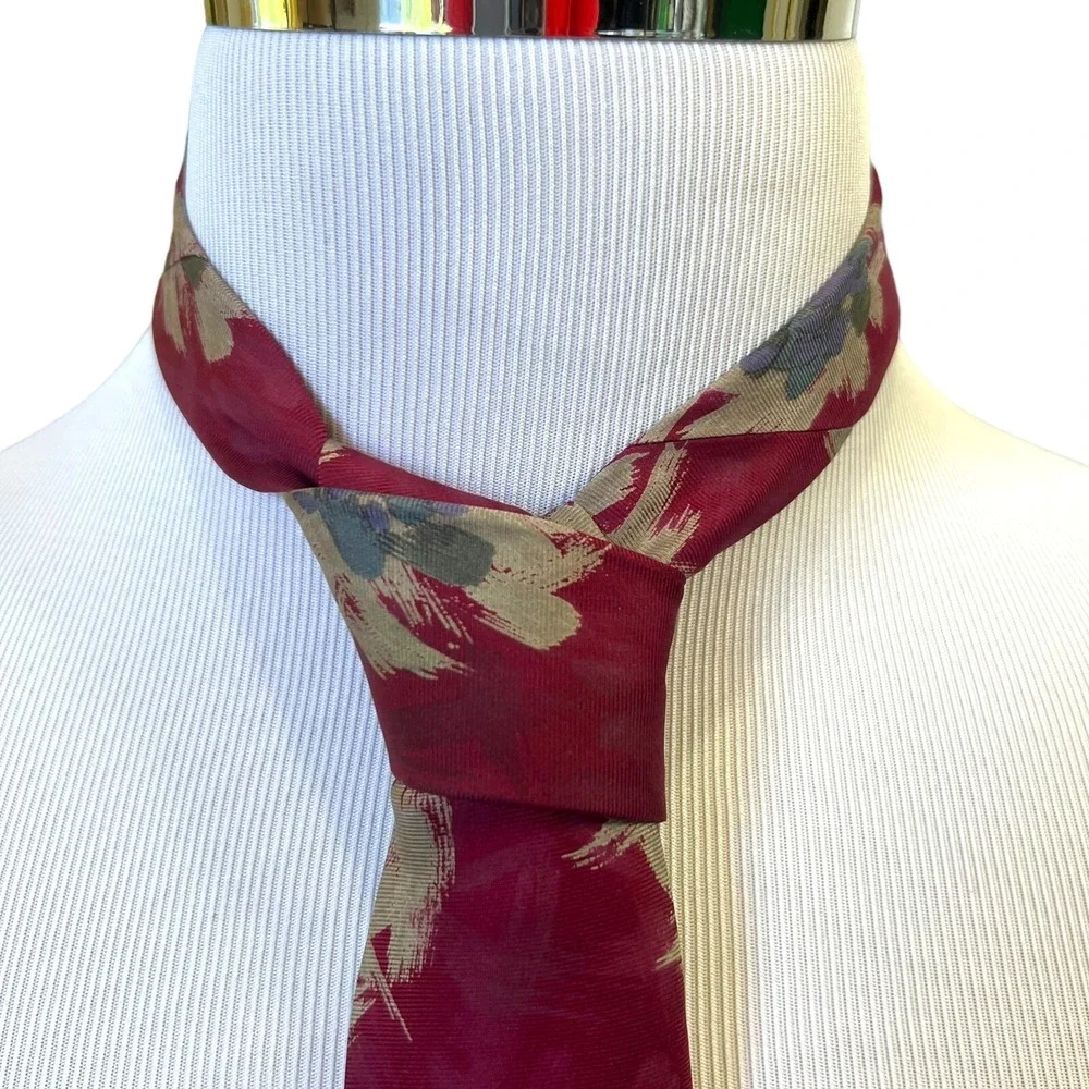 ENRICO COVERI Mens Silk Necktie ITALY Designer Geometric Burgundy/Multi EUC Rare